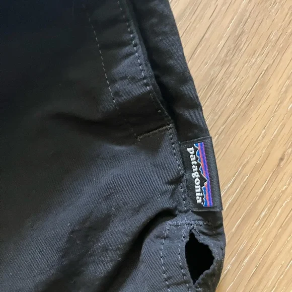 Patagonia Baggies Black Women's Shorts - Picture 3 of 5
